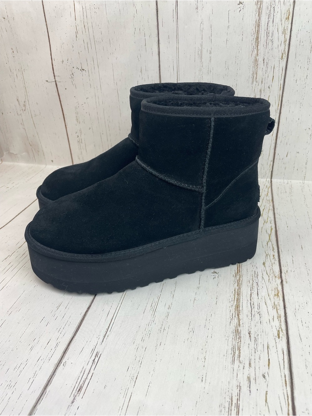UGG Classic Mini Platform Boots